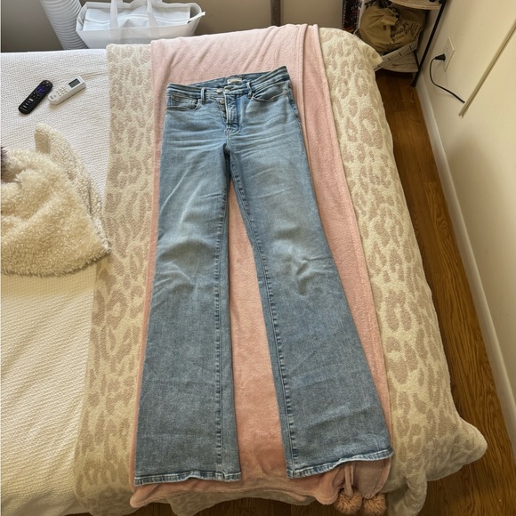 GOOD AMERICAN GOOD CLASSIC SLIM BOOTCUT SUPER COMPRESSION JEANS - Picture 5 of 13